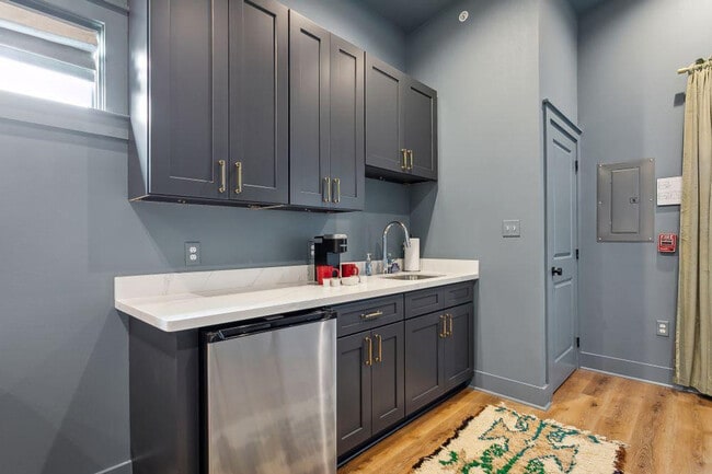 Photo - 1738 N Rampart St Unit ID1369010P