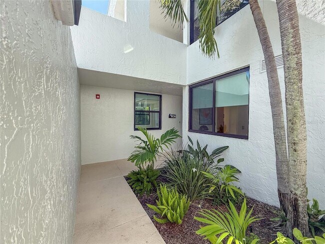 Photo - 806 Bayport Wy Unit 806