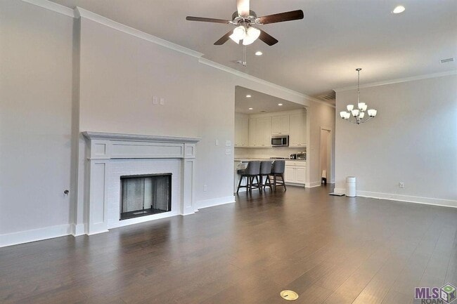 Photo - 14117 Vlg Sq Ave