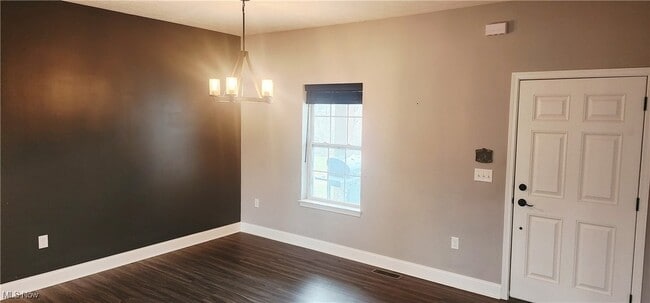 Photo - 6965 Chandlersville Rd