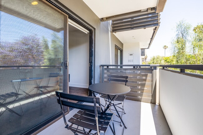 Photo - 409 Hayworth Ave Unit ID11056A