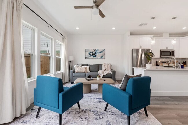 Photo - 4508 Noble St Unit ID1322511P