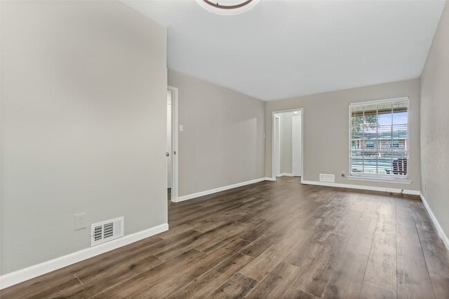 Photo - 7551 Brentcove Cir