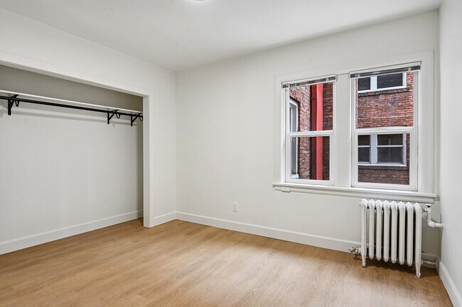 17-web-or-mls-Seneca St 308 & 203-S2908-017 - Nordic Falk