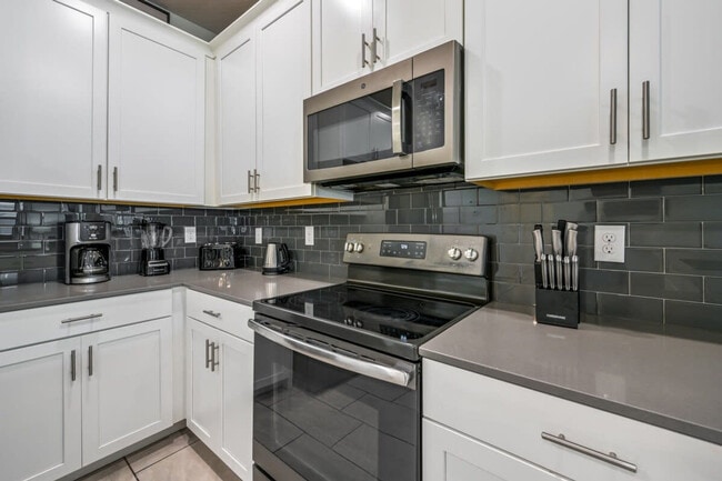 Photo - 4533 Target Blvd Unit ID1280844P