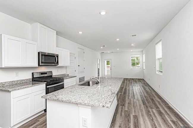 Photo - 910 Drago Dr