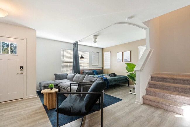 Photo - 227 Socket St Unit SI ID1284662P