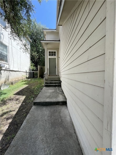 Photo - 933 Sagewood Trail Unit 935