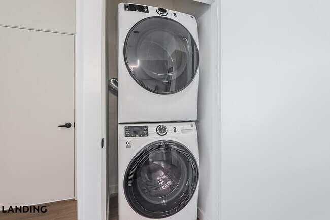 Photo - 2623 Keene St Unit 516