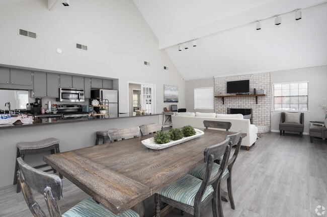 Photo - The Mark Apartments