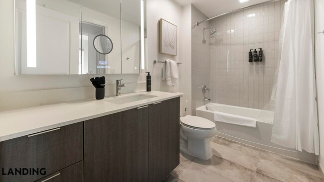 Photo - 600 4th St SW Unit 818