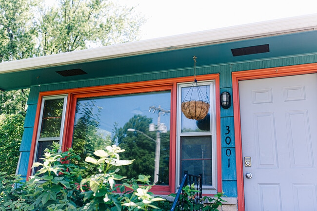 Furnished 1BR | Util. Inc., Fenced - Furnished 1BR | Util. Inc., Fenced Unit 3001