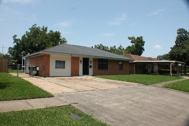 Photo - 935 Creager St