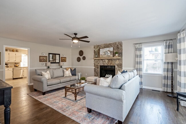 Building Photo - 17 Rock Crest Cir SE Unit ID1234819P