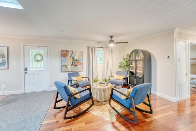 Photo - 20891 Lakeshore Dr Unit ID1297043P