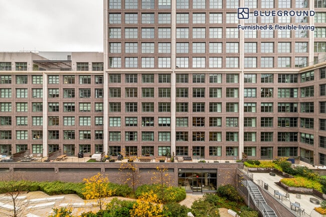 Photo - 160 Front St Unit FL5-ID2163