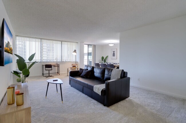 Photo - 320 23rd St S Unit FL6-ID1022506P