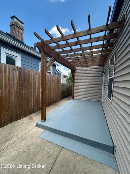 Photo - 1109 Reutlinger Ave