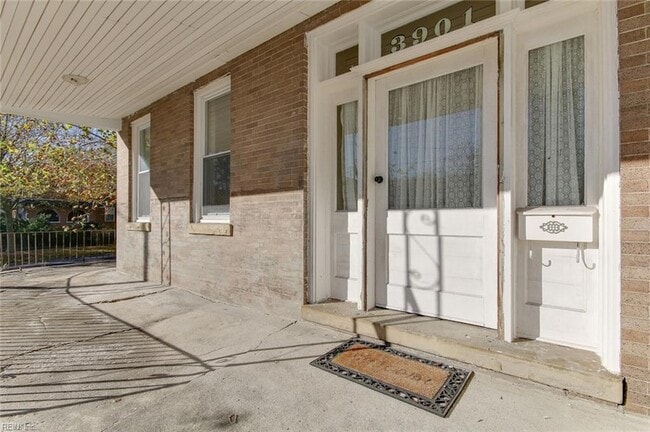 Photo - 3901 Newport Ave