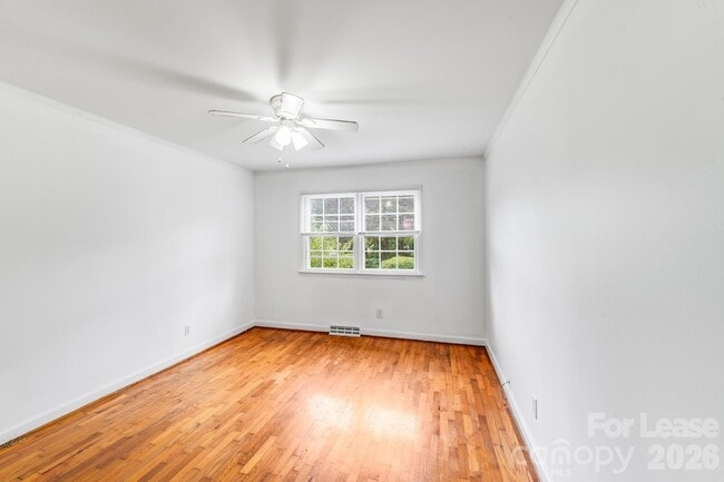 Photo - 405 W Harvie Ave Unit B
