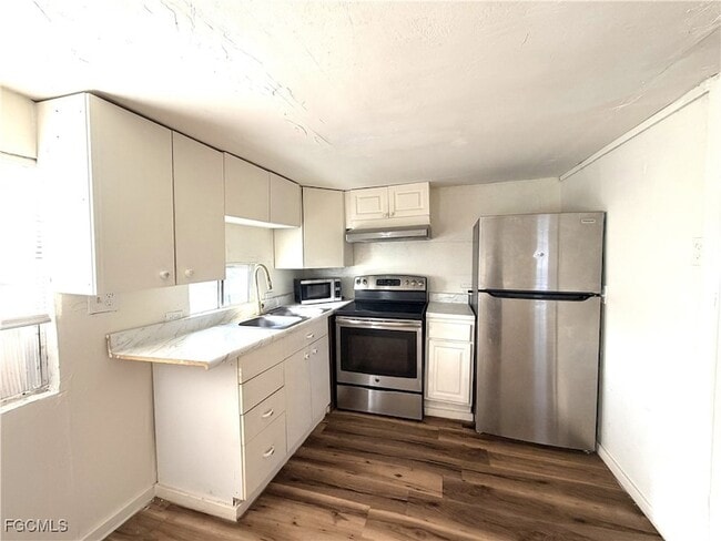 Photo - 8115 Tolles Dr