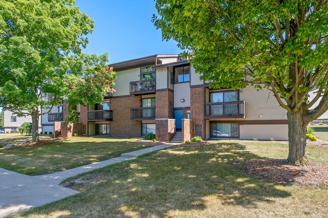 Building Photo - Burtons Landing Apartments