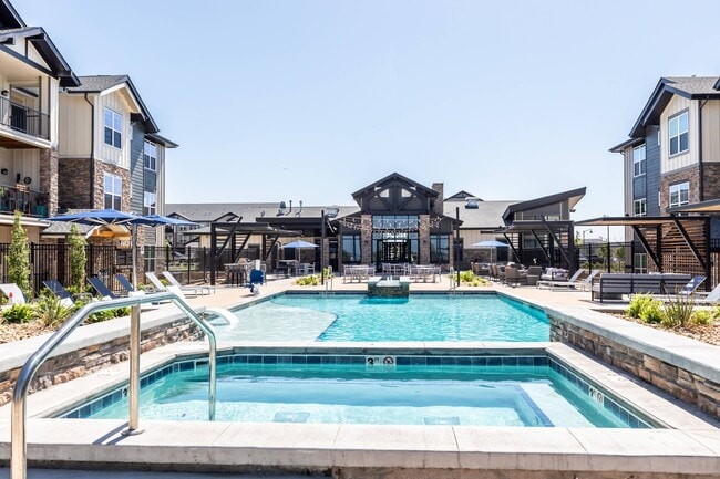 Luxury Pool - Peakline at Copperleaf