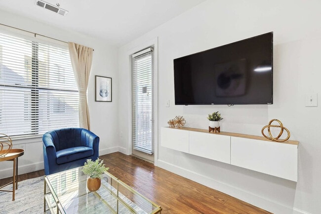 Building Photo - 5275 Town and Country Blvd Unit ID1363555P