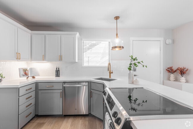 2BR, 2BA - 1176SF - Kitchen - Elevation at Mountain Park