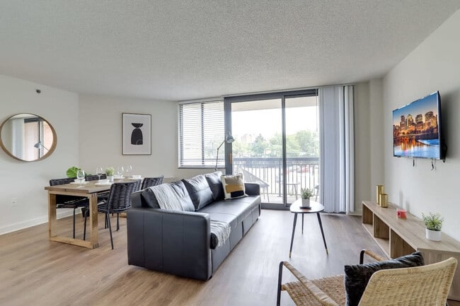 Photo - 801 15th St S Unit FL2-ID1022436P