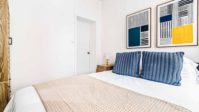 Photo - 354 W 38th St Unit SI ID1323978P