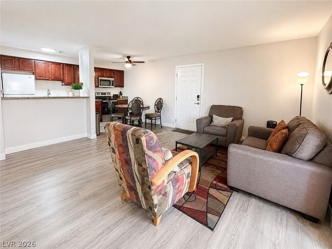 Photo - 5026 River Glen Dr Unit 162