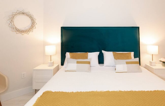 Photo - 2889 McFarlane Rd Unit ID1240525P