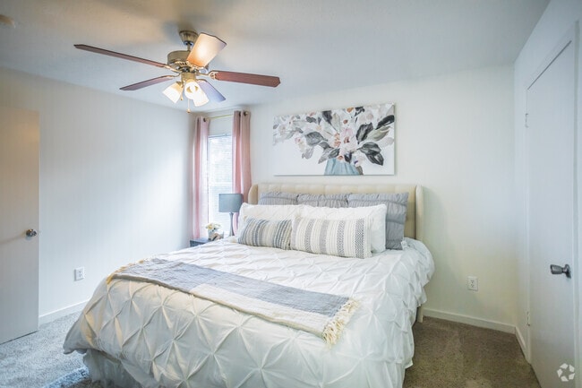 2 BR, 2 BA - 1018 SF - Shadow Lake Apartments