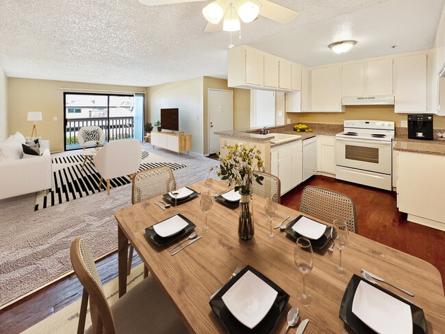 Building Photo - Holder Garden Apartments