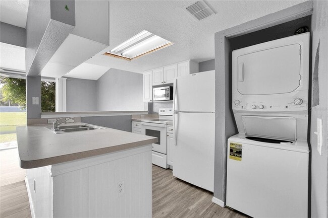 Photo - 161 Coco Plum Dr