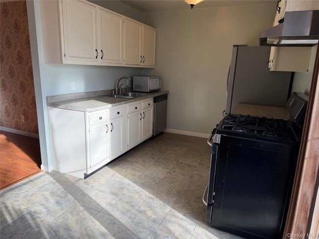 Photo - 276 Temple Hill Rd Unit 1704