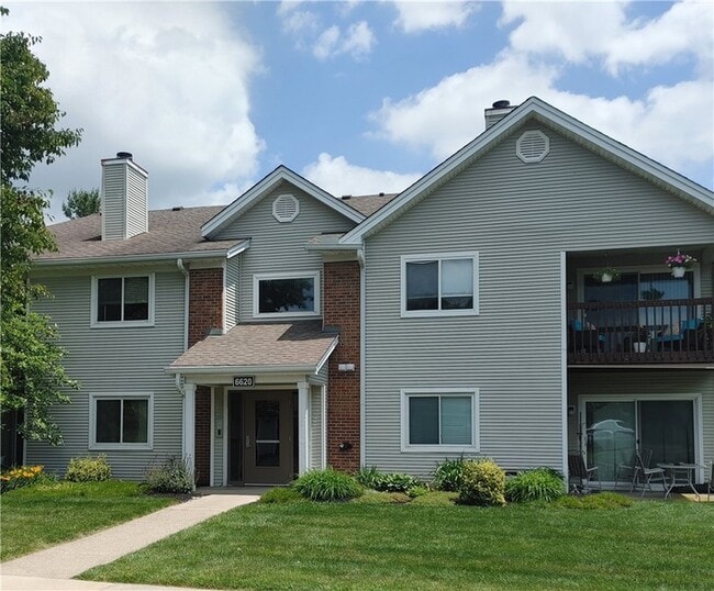Building Photo - 6620 Green Branch Dr Unit 4