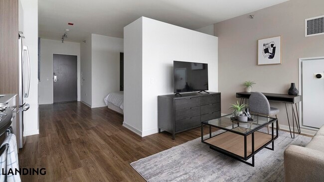 Photo - 347 W Chestnut St Unit 2506
