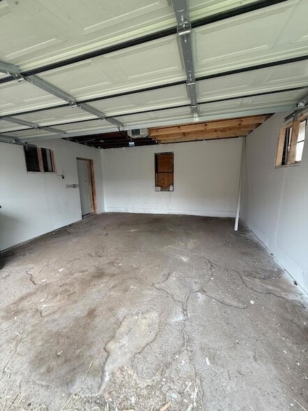 Photo - 533 Fairwood Ave