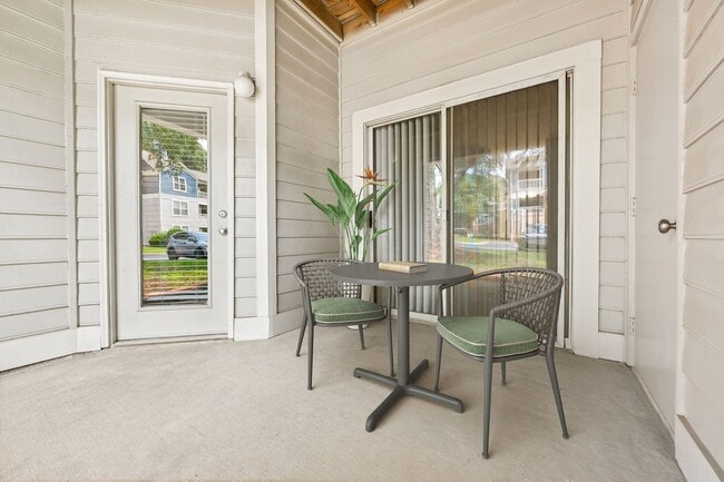 Photo - Crestline Cary