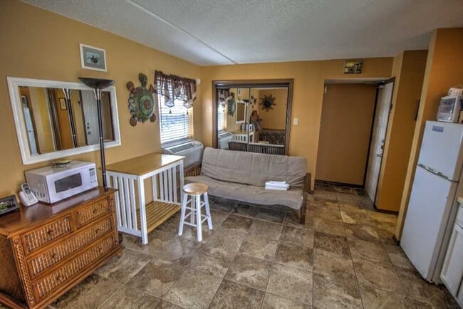 Building Photo - 5516 Gulf Blvd Unit ID1255569P