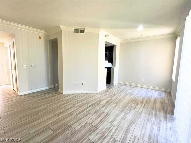 Building Photo - 210 E Flamingo Rd Unit 302