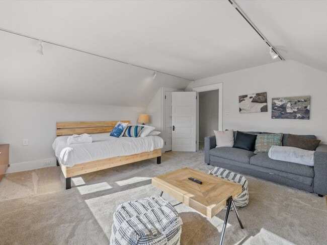 Photo - 258 Dorchester Ave Unit SI ID1056079P