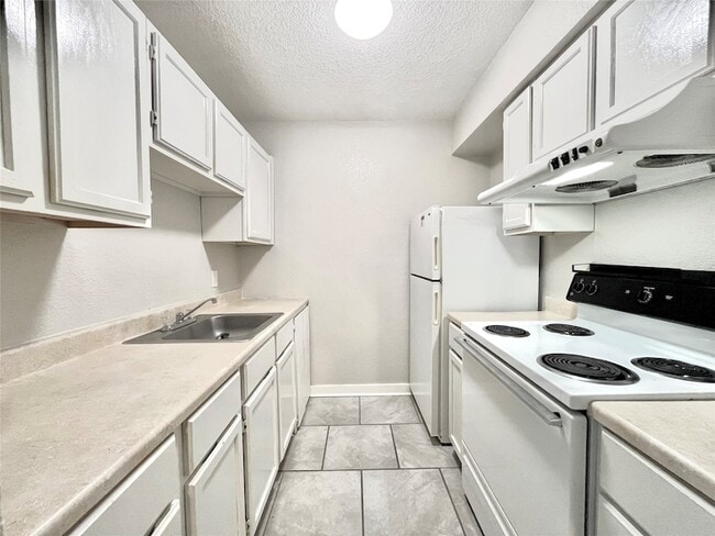 Photo - 701 W Sycamore St Unit 107