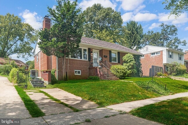 Photo - 10502 Glenhaven Dr