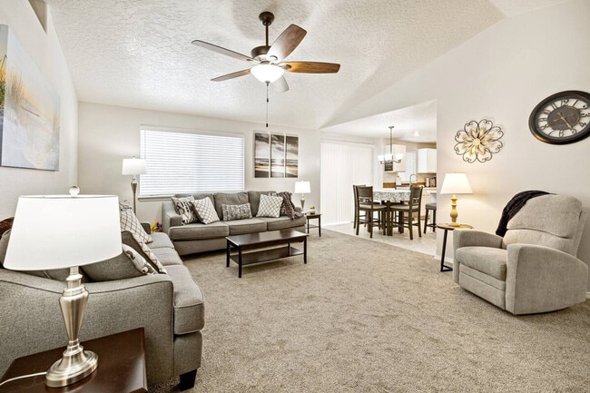 Building Photo - 623 Autumn Pl Unit SI ID1308982P