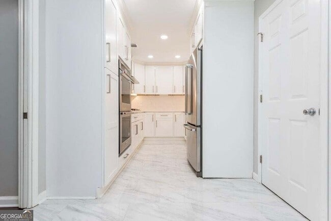 Photo - 2914 Lenox Rd NE