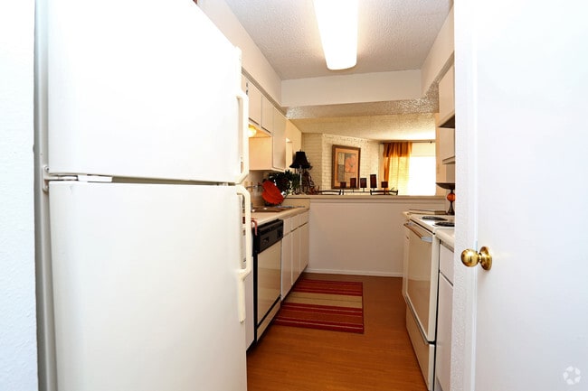 Kitchen - Hunters Glen