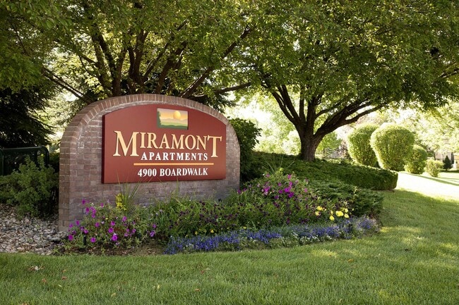 Photo - Miramont Apartments